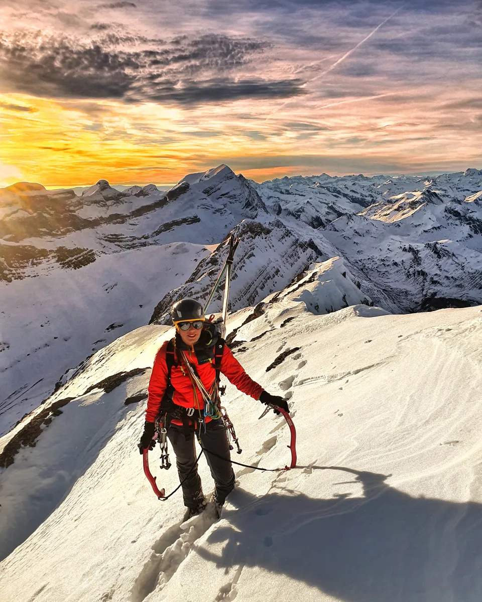 Iniciación al esquí de travesía en alta montaña
